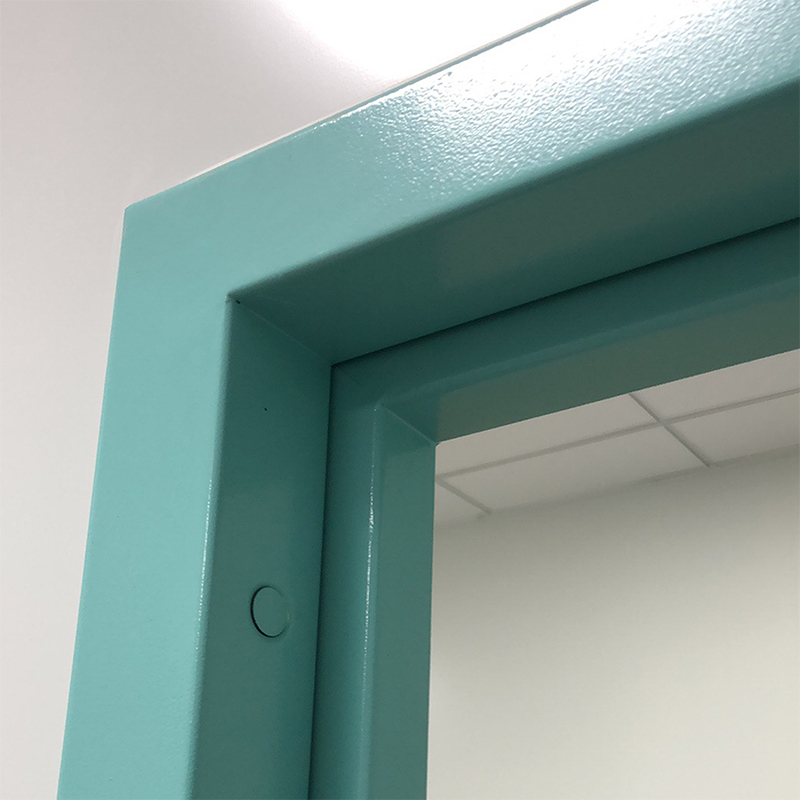 Stahltür mit Stoßklemme